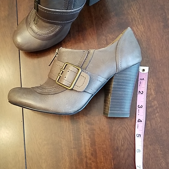 Seychelles Booties - Picture 2 of 6